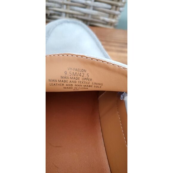 Vince Camuto Faelon Mens Light Gray Loafers 9.5 Casual Slip-On Shoes - Picture 5 of 10